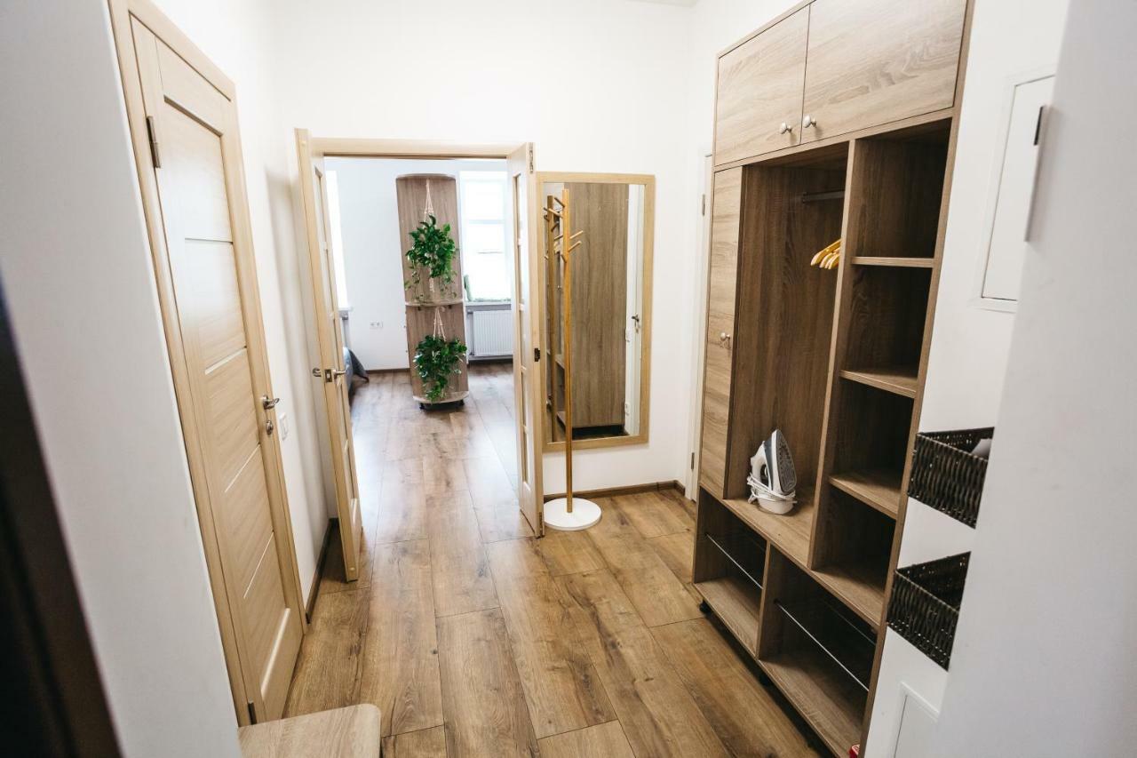 "Green Oasis Apartment" Lviv Dış mekan fotoğraf